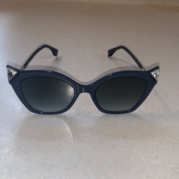 FENDI Sunglasses-Authentic Cat Eye - Picture 1 of 11